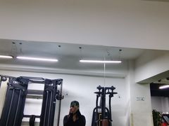-征成健身连锁私教工作室(九公里店)