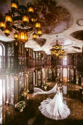 大气奢华-巴黎婚纱摄影工作室