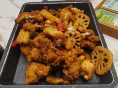 -荷塘秋月·本帮江浙菜(国权路店)