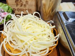 -黔有有贵州酸汤夺夺粉火锅(五味十字店)