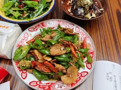 -山城欢现炒食堂(上海城店)