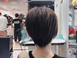 -PE SALON