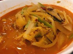 辣海鲜面-桃园中华料理炸酱面(燕儿岛路店)