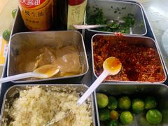 -四川小胡子海鲜(丁村万人海鲜广场店)