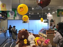 -LINE FRIENDS Garosu-gil Flagship Store