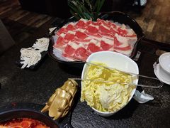 -菌自在·云南野生菌火锅(长安万达店)