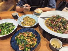 -老滇山寨•云南特色菜•地方菜•民族风情歌舞表演(金碧店)