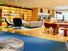 -蔚来中心(北京中关村店)