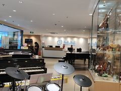 -柏斯音乐艺术中心·钢琴·吉他(上音店)