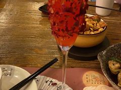 烈焰红唇-胡桃里音乐酒馆(环亚凯瑟琳广场店)