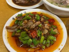 回锅肉-荣生萝卜汤饭店