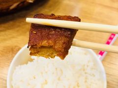 -愉肴麻辣香锅(中山路店)
