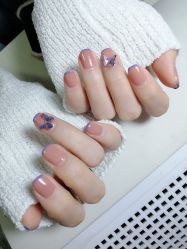 -双双化妆造型工作室