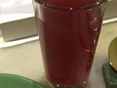 鲜榨石榴汁-那家小馆•北京菜•烤鸭(中关村店)