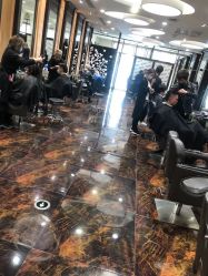 -八佰伴8008星级形象店