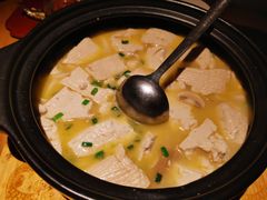 石锅鸡茸豆腐-滋色臻选川菜(北京坊旗舰店)
