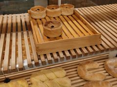 -焙丽拾光(麦凯乐直营店)