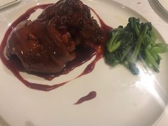 养颜猪脚圈-涵苑私宴定制(外滩店)