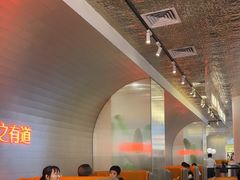 -黄记煌三汁焖锅(新佳丽江汉路店)