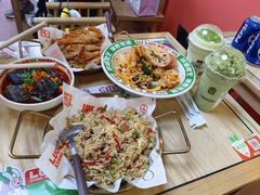 -萝卜向南·湘西泡菜·腊味炒饭(星河coco city店)