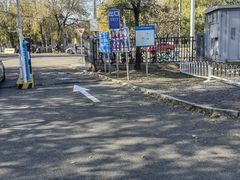 -安河桥北站-B东北口p+r停车场