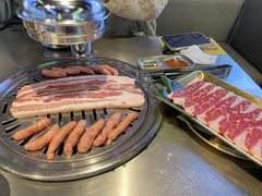 -哈哈碳都·牛肋条无限自助烤肉(台江万达店)