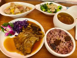 -梓爱月子中心(花都店)