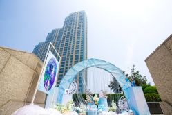 -花轿喜屋婚礼策划