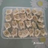 干活利索，我吃饭比较讲究，刘姨每天变着样的给我做饭