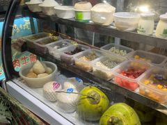 自助取餐区-泰龙城小吃街