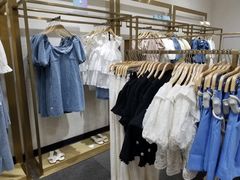 -URBAN REVIVO(济南世茂广场店)