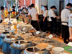 -荣誉国际酒店-云顶旋转餐厅