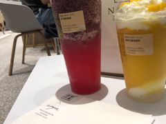 -奈雪的茶(湖滨银泰in77C区PRO店)