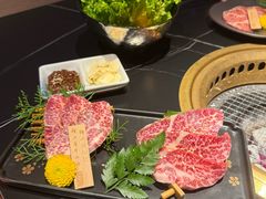 -山川小町·极番烧肉(新地假日广场店)