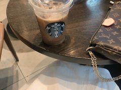 -星巴克臻选(惠州华贸天地1楼店)