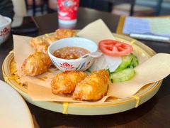-大头虾越式风味餐厅(光明广场店)