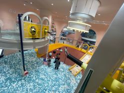 -奈尔宝家庭中心·亲子餐厅(鄞州万达店)