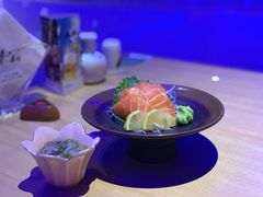 三文鱼生鱼片-琴寿司居酒屋(中山广场店)