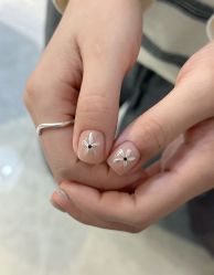 -Mo·Mo Nail 美甲美睫