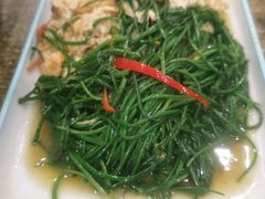 -老钟家烤羊排·敦伊阁清真餐厅胡羊焖饼