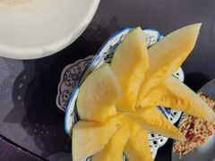 -忆江南·临江鱼馆