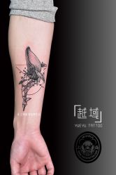 -越域刺青