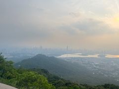 -紫金山山顶公园
