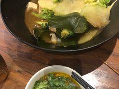 -万记麻辣烫国展总店