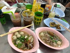 -榮泰米粉湯(Left Shop)