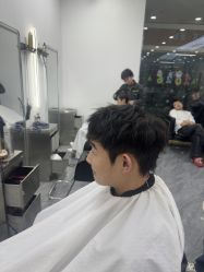 -藤野造型烫染·漂发