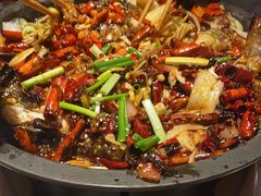 -鸣记脆皮烤鱼·海鲜烤鱼(三八广场店)