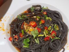 -小鱼小牛(世欧广场店)