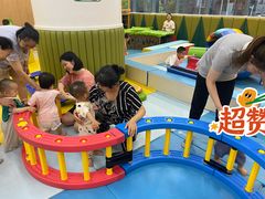 -亲亲袋鼠托育早教·思维专注力·棕熊英语(鼓楼恒力城店)