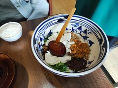 -蜗牛小馆醉乡民谣云南菜(惠新西里店)